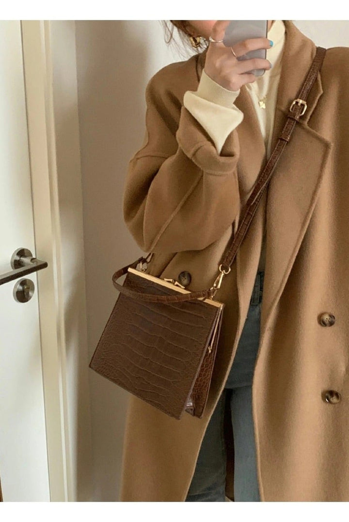 【outer】Vネックカラーコート　M17907