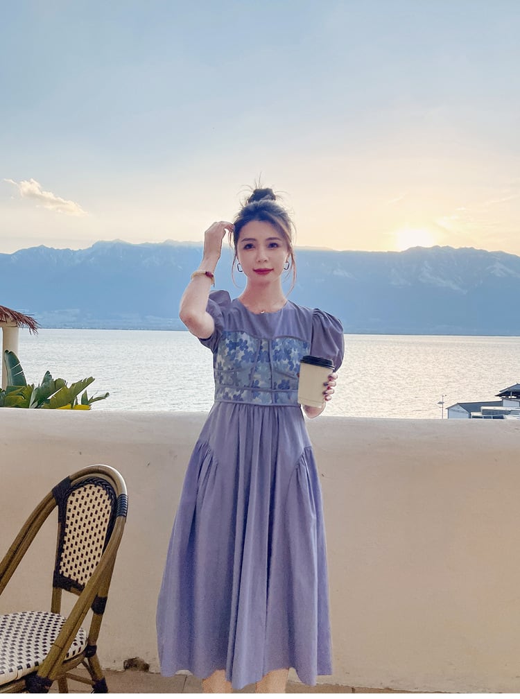 【dress】主役級スウィートパフスリーブワンピース超人気　M16858