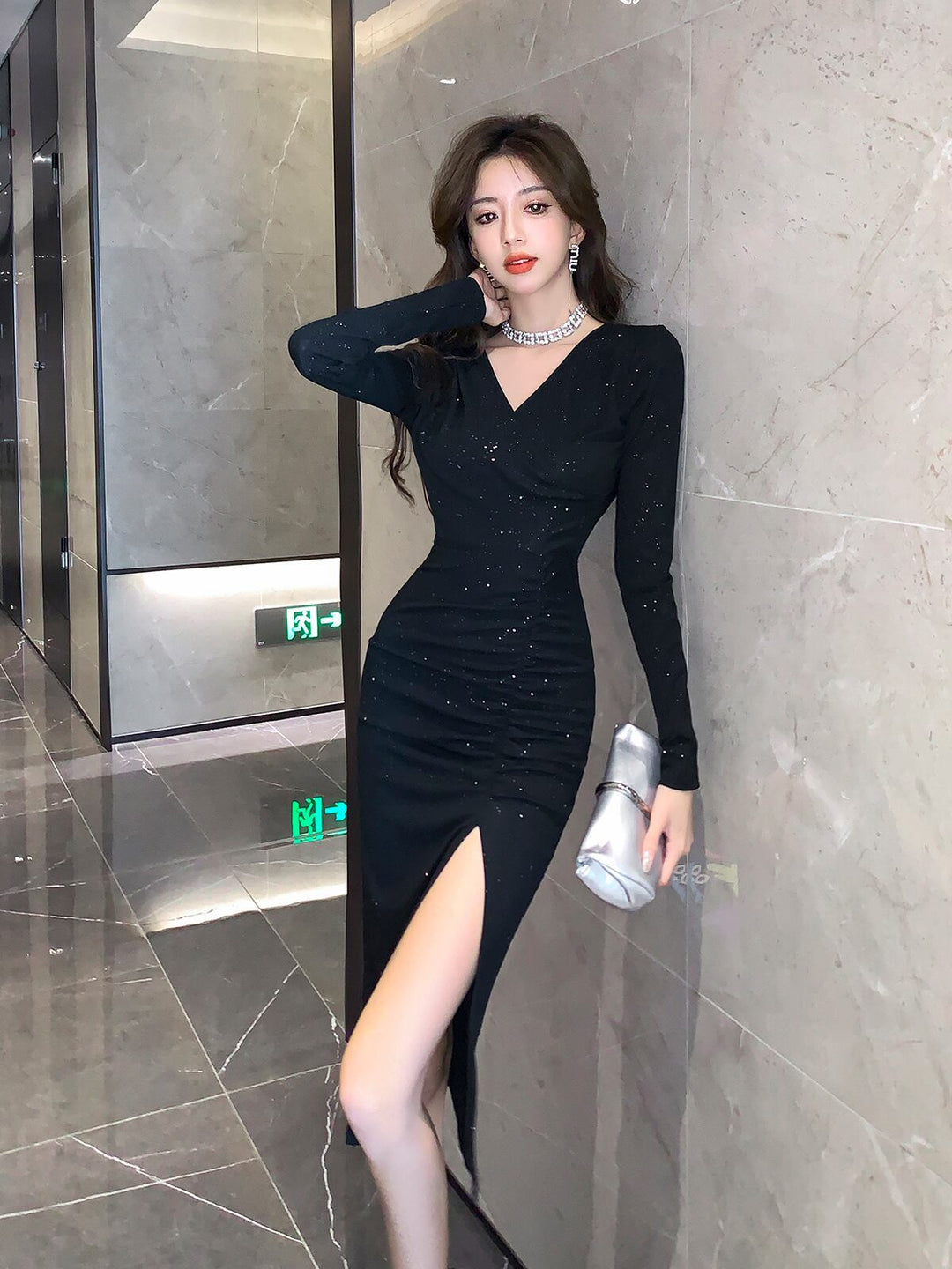 【dress】Vネックデートワンピース　M18895