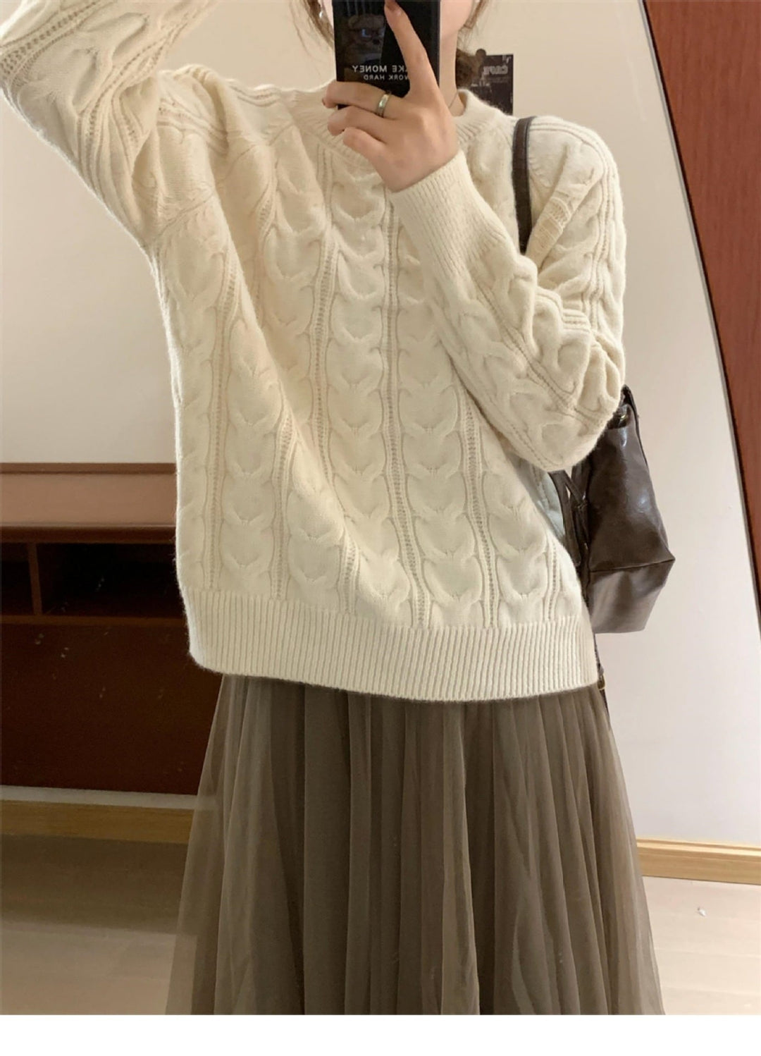 【tops】クルーネックニットセーター　M17980