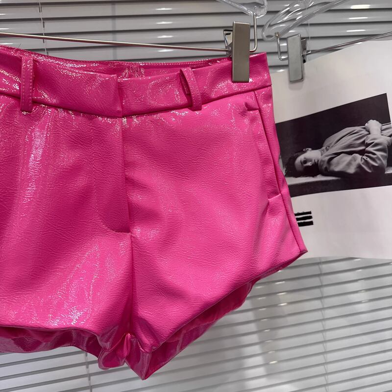 【bottoms】PUショートパンツ Q8106