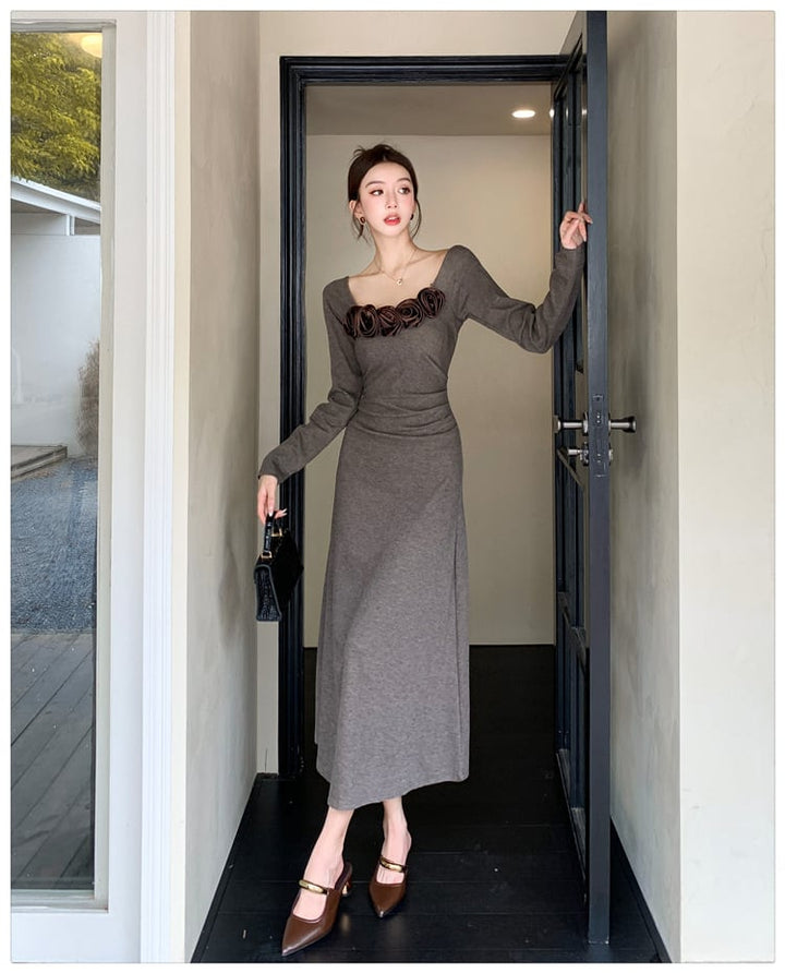 【dress】立体フラワーニットワンピース　M26416