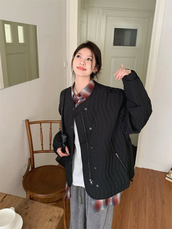 【outer】ラウンドネックショートダウン　M28264