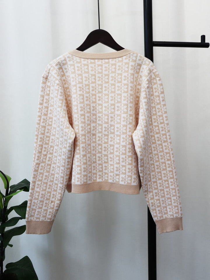 【outer】Vネックニットカーディガン　M18066