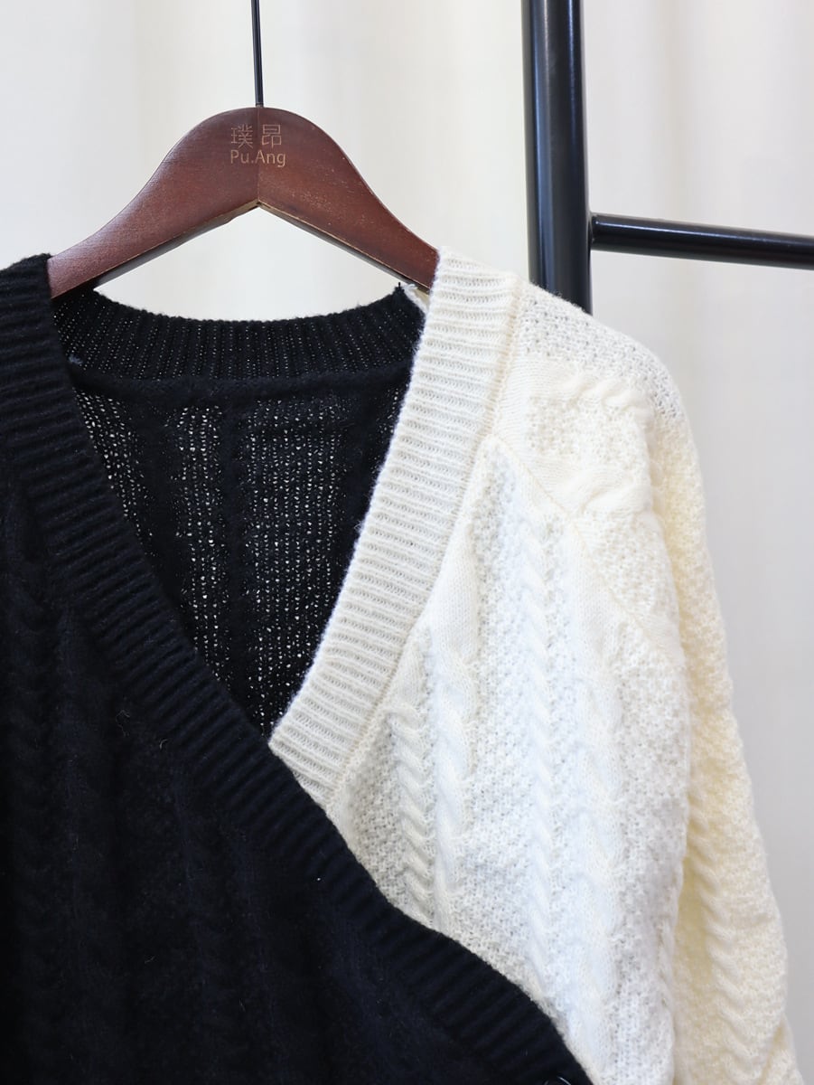 【outer】ドッキングVネックニットセーター　M18063