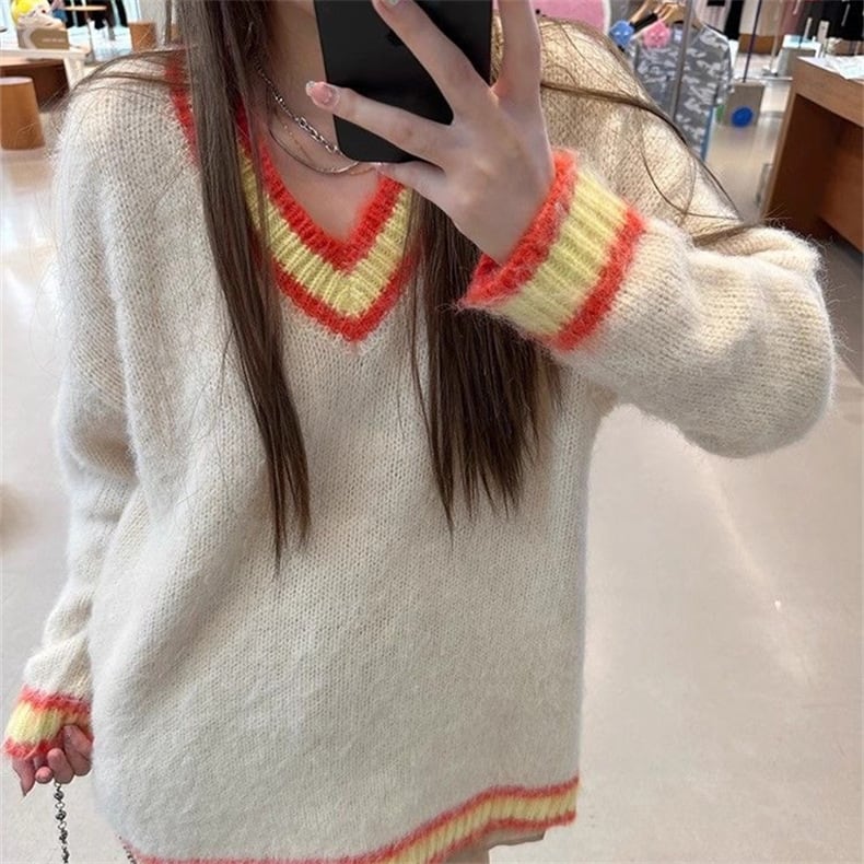 【tops】配色切り替えVネックニットセーター　M17790