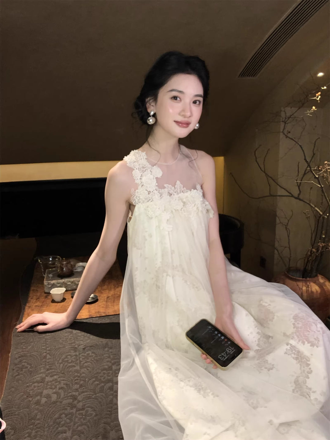 【dress】立体感フラワーノースリーブチュールワンピース Q8409