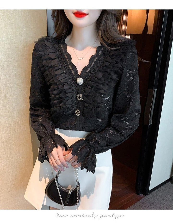 【tops】気質満点大人可愛いVネックレーストップス　M17604