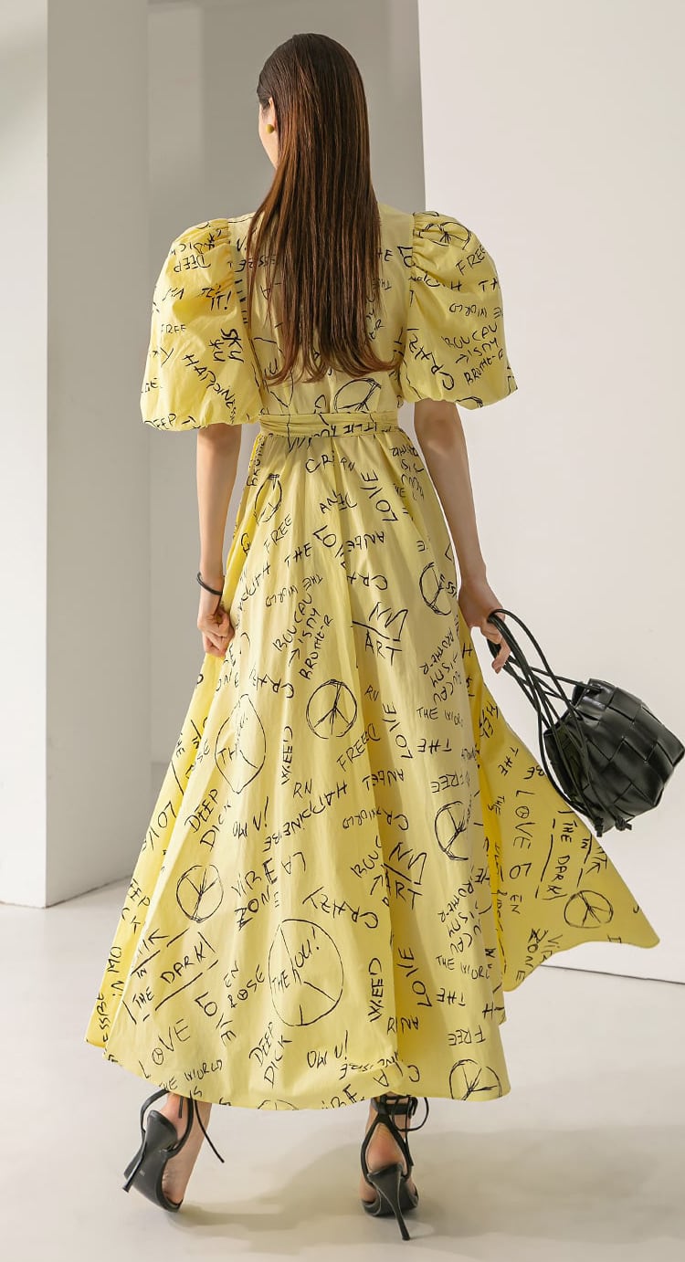 【dress】高級感 エレガントオシャレVネックデートワンピース　M17132