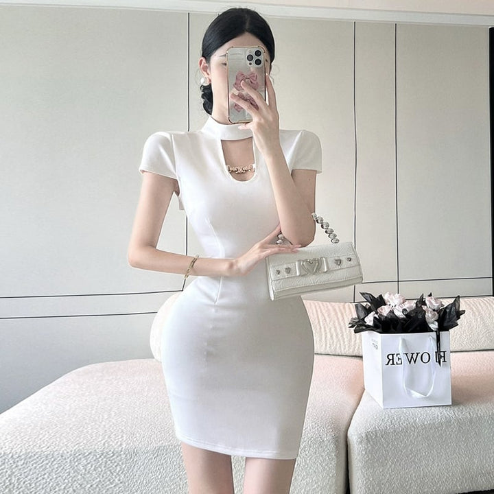 【dress】韓国系カットワークセクシーワンピース着瘦せ　M17170