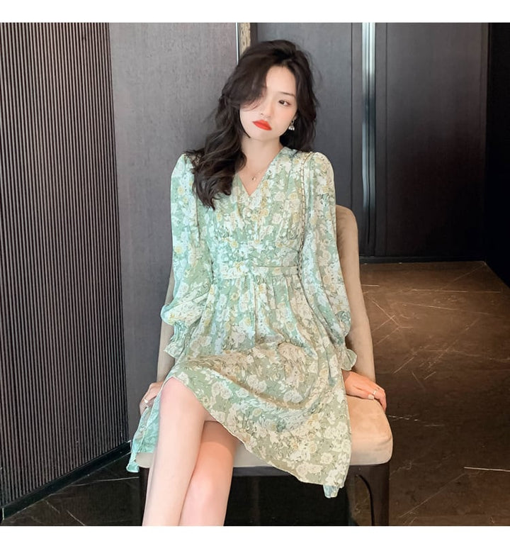 【dress】おしゃれ大人気Vネックスウィート花柄ワンピース　M17244