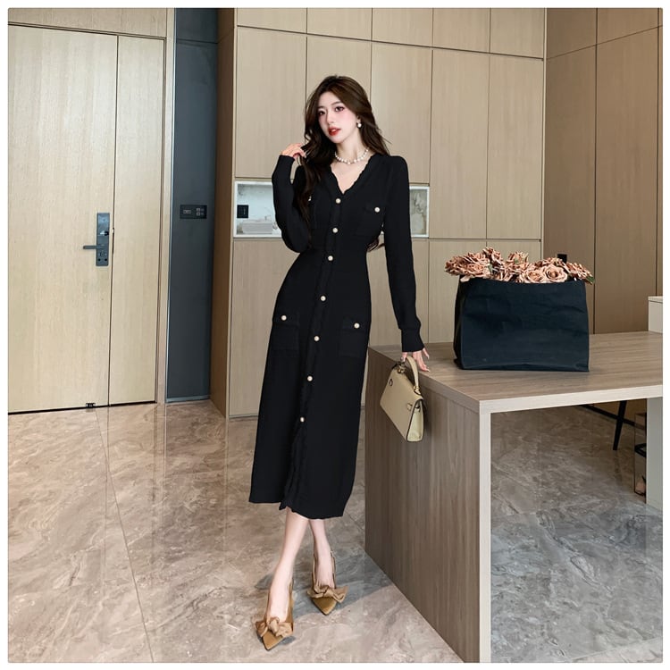 【dress】Vネックボタンデザインニットワンピース　M17919