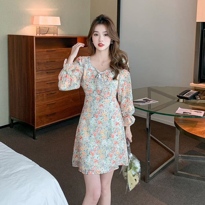 【dress】絶対欲しいスウィート花柄ワンピース着瘦せ　M17069