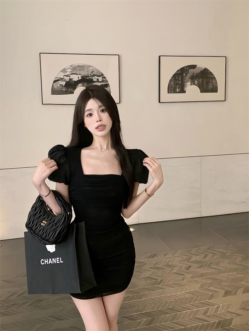 【dress】人気アイテム ! パフスリーブワンピース着瘦せオシャレ　M16768