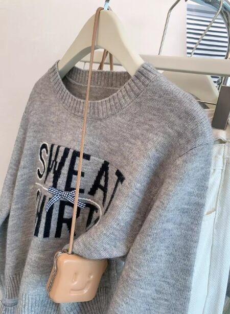 【tops】クルーネックニットセーター　M29279