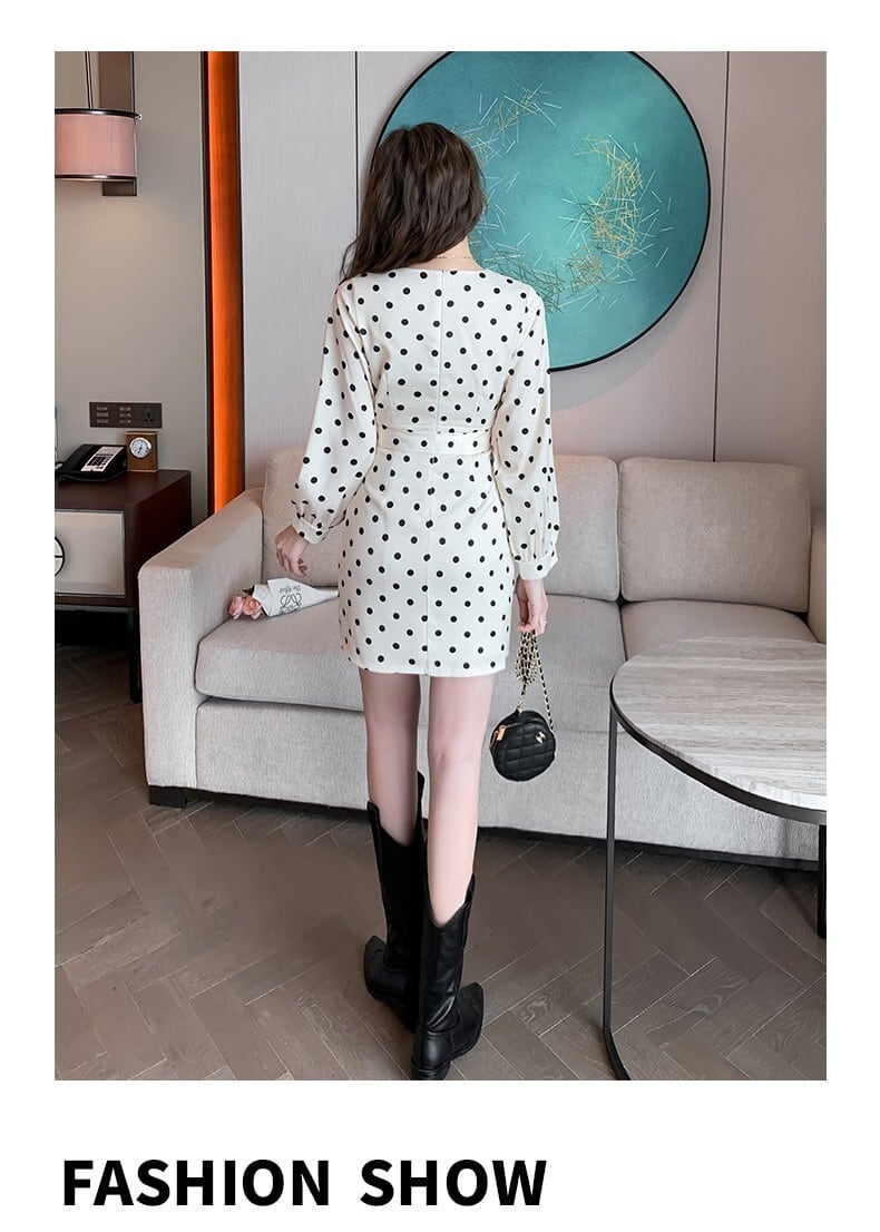 【dress】大人らしい ドット柄デートワンピース着瘦せ　M17100
