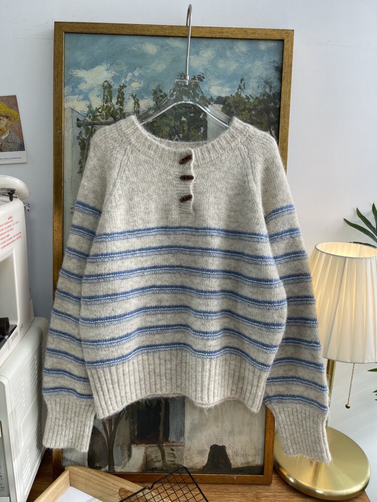 【tops】ボーダー柄ニットセーター　M28626