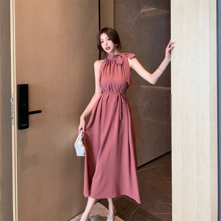 【dress】話題沸騰中 オシャレノースリーブワンピース　M17103