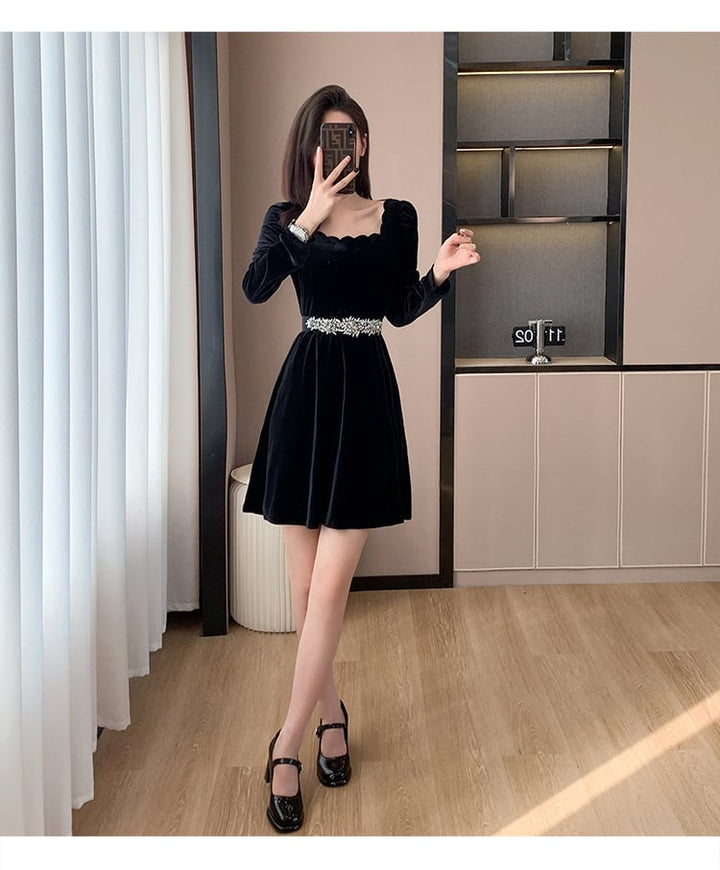 【dress】デートワンピースベルト付き　M17987