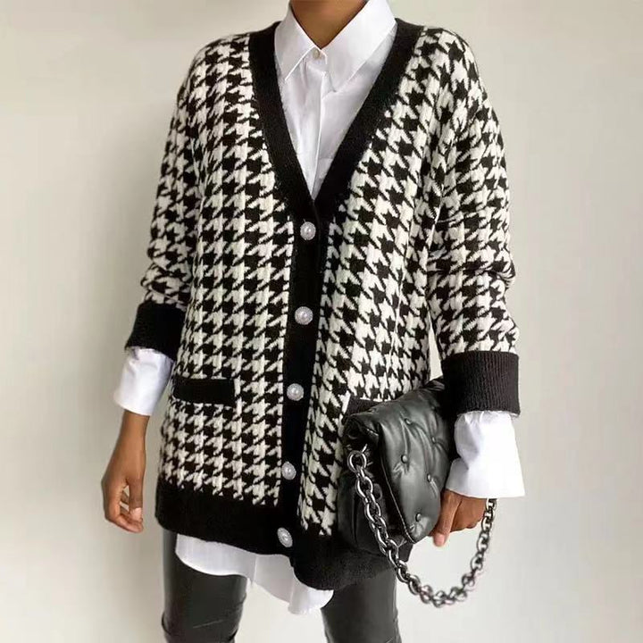 【outer】Vネック千鳥格子ニットカーデ　M18123
