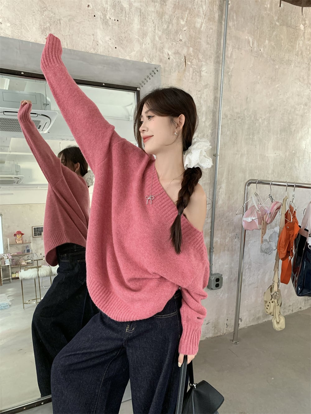 【tops】オフショルダーニットセーター　M26982