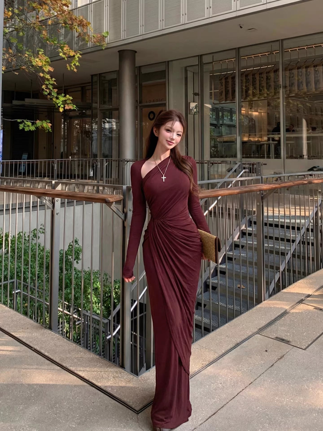 【dress】スリット入れギャザーデザインロングタイトワンピース Q8012