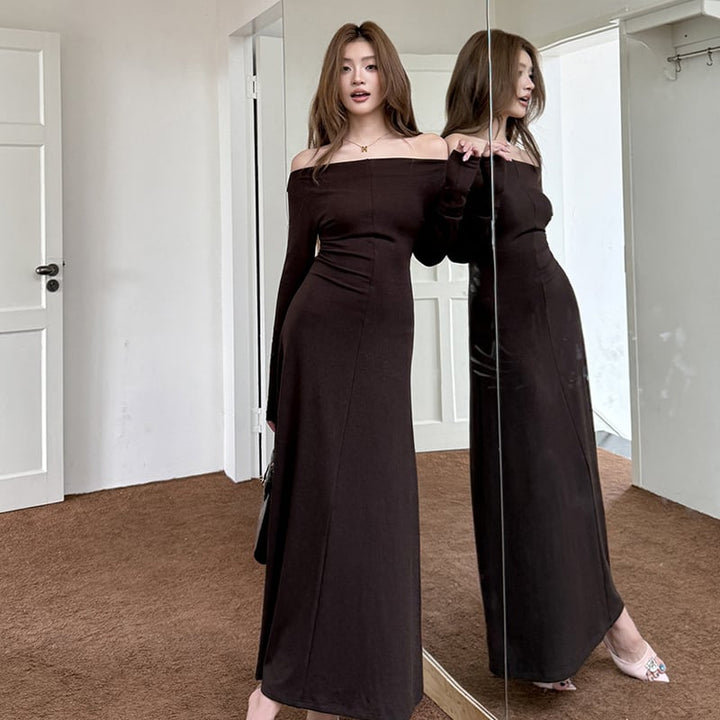 【dress】オフショルロングワンピース Q6924
