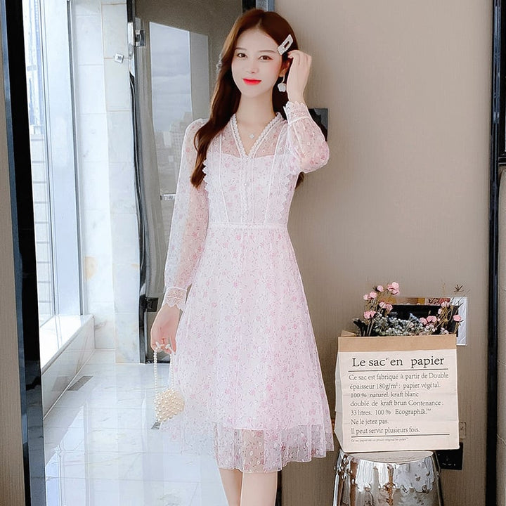 【dress】人気アイテム ! スウィートレース花柄ワンピース　M17265