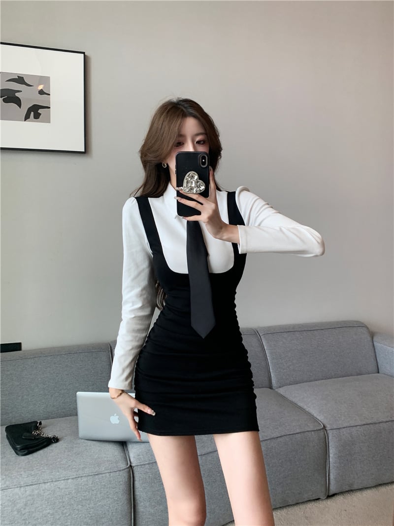 【dress】大人らしい 切り替えデートワンピース着瘦せ　M17139