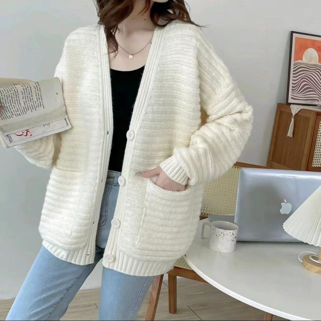 【outer】Vネックアウトポケットニットカーディガン　M17796