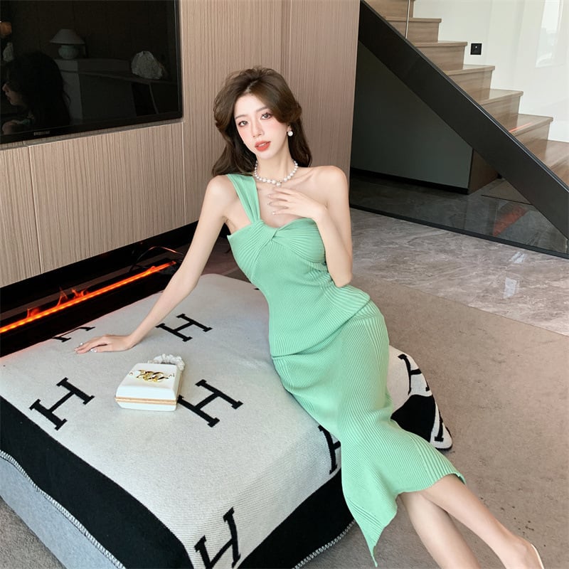 【dress】主役級ファッションデートワンピース着瘦せ　M17491