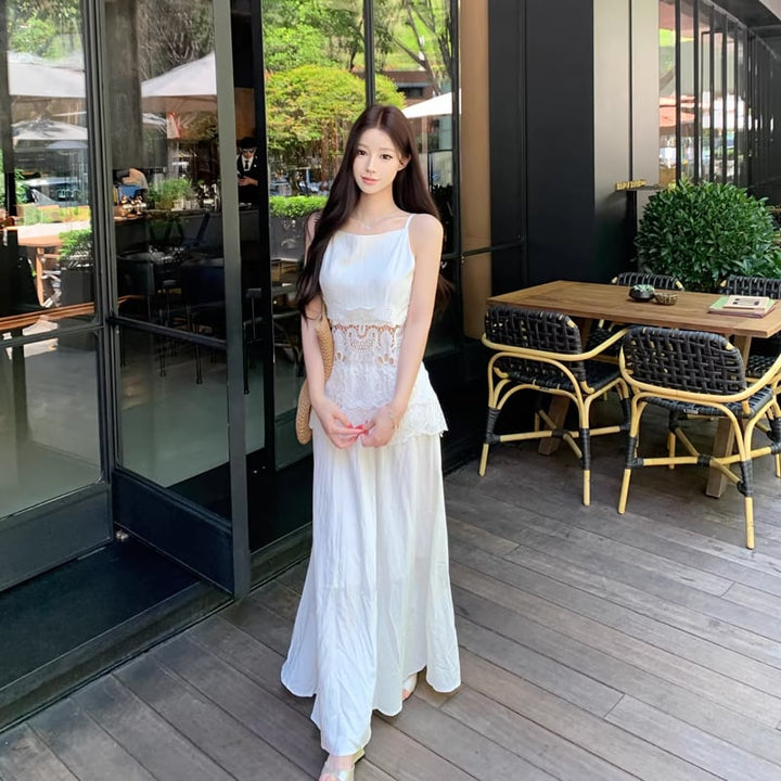 【dress】レースカットワークドッキングキャミワンピース Q8481
