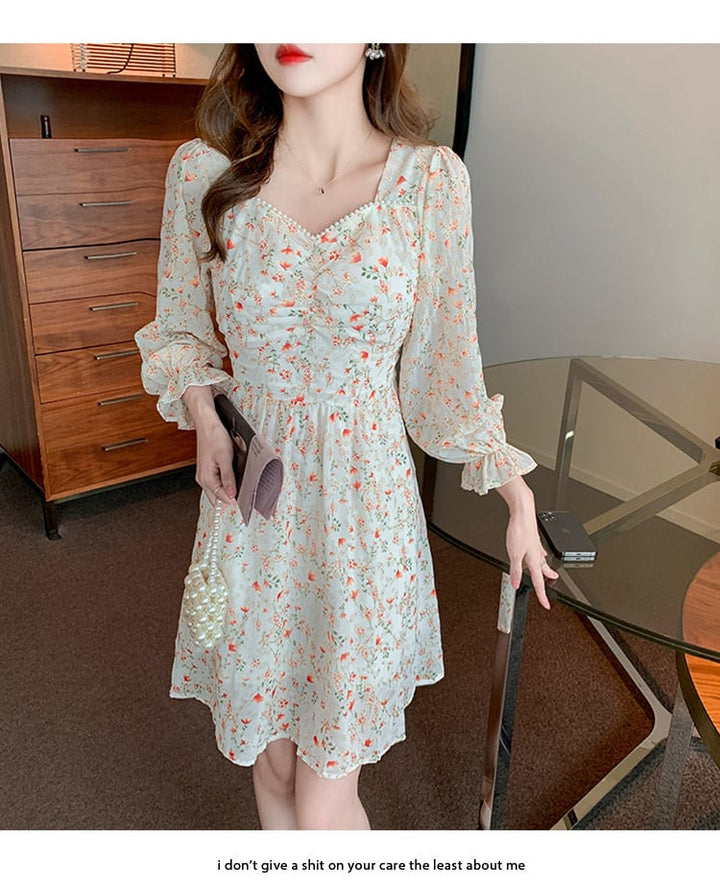 【dress】パフスリーブスウィート花柄ワンピース　M17075