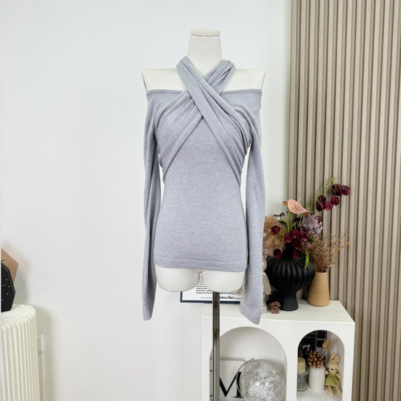 【tops】3色展開クロスホルターネックトップス Q7922