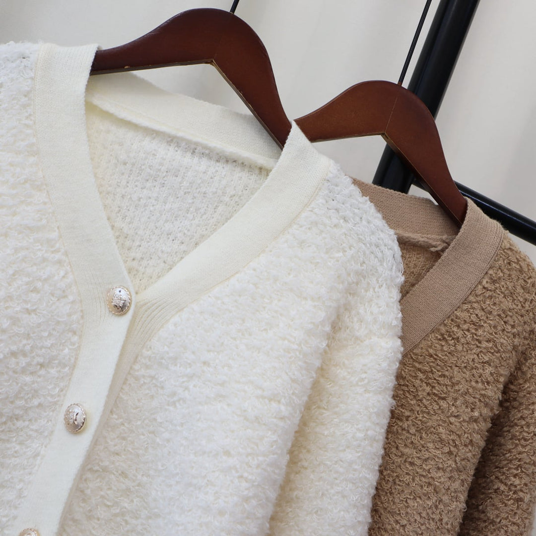 【outer】シャギーVネックニットカーデ　M18175