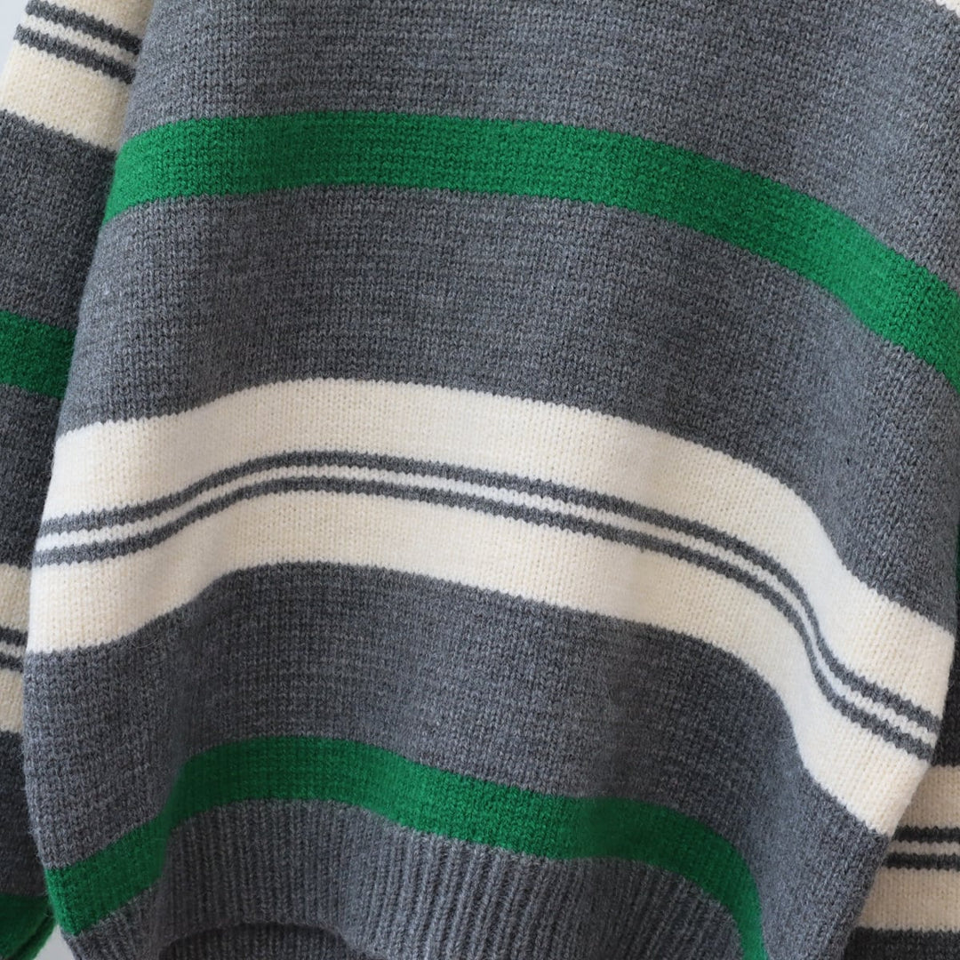 【tops】クルーネックボーダー柄ニットセーター　M17996