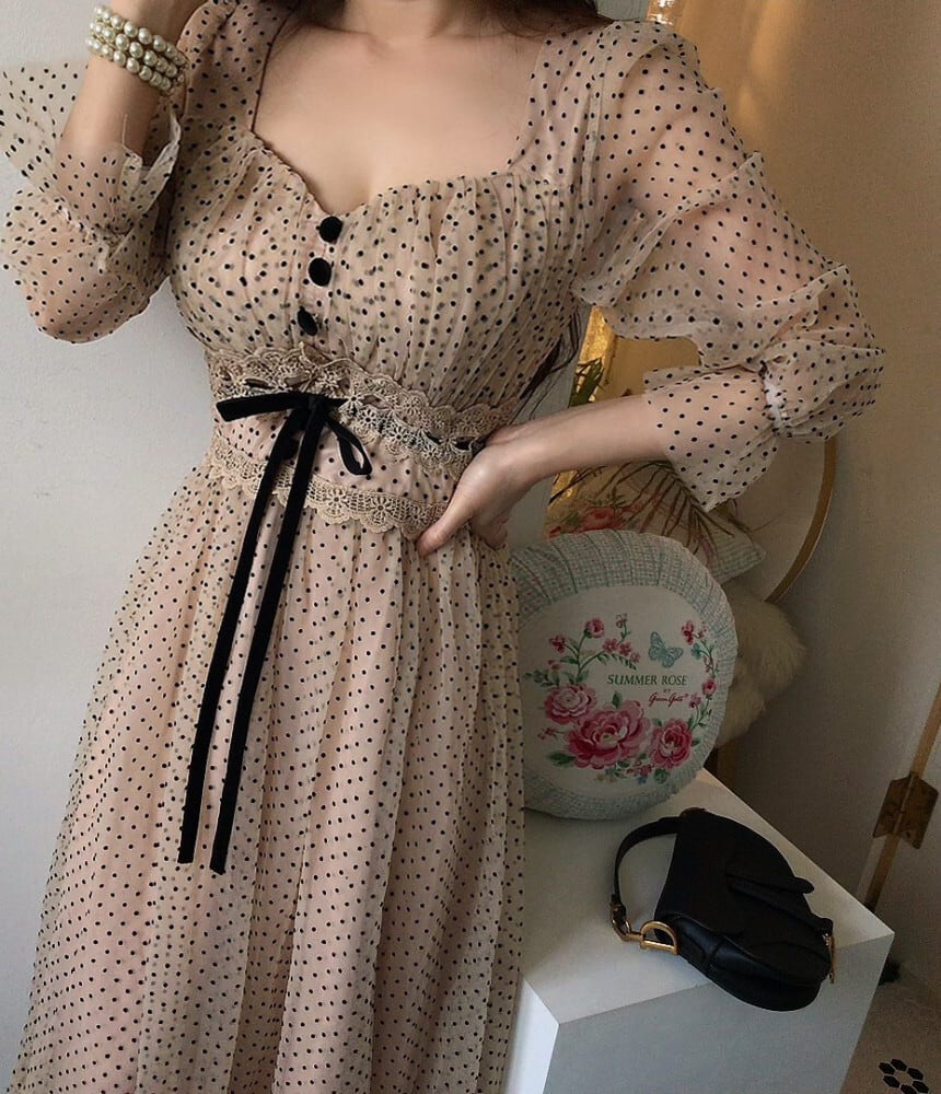 【dress】ドット柄フリルワンピース　M26675
