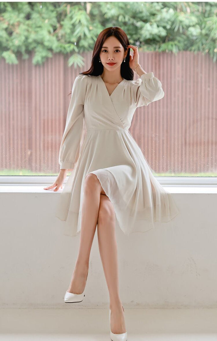 【dress】Ｖネックデートワンピース　M18772
