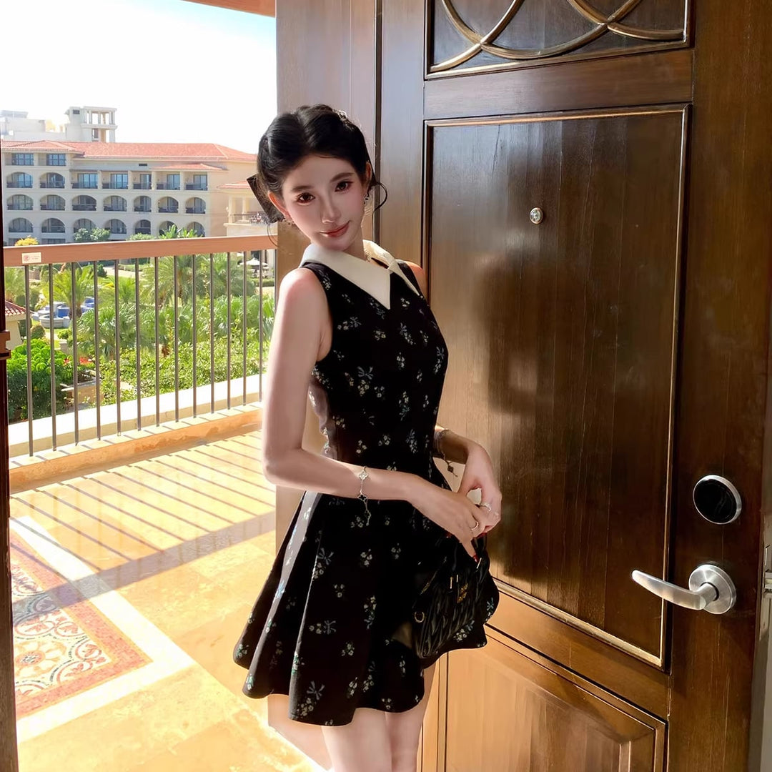 【dress】ノースリーブ花柄フレアミニワンピース Q8413