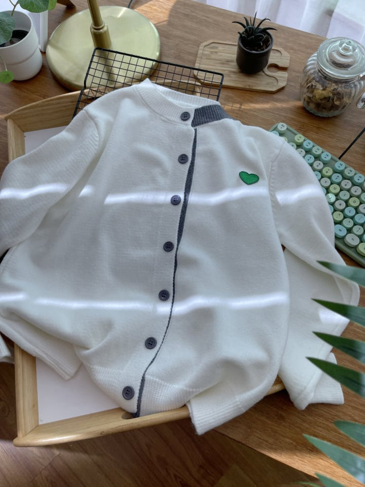 【outer】刺繍ニットカーデ　M18107