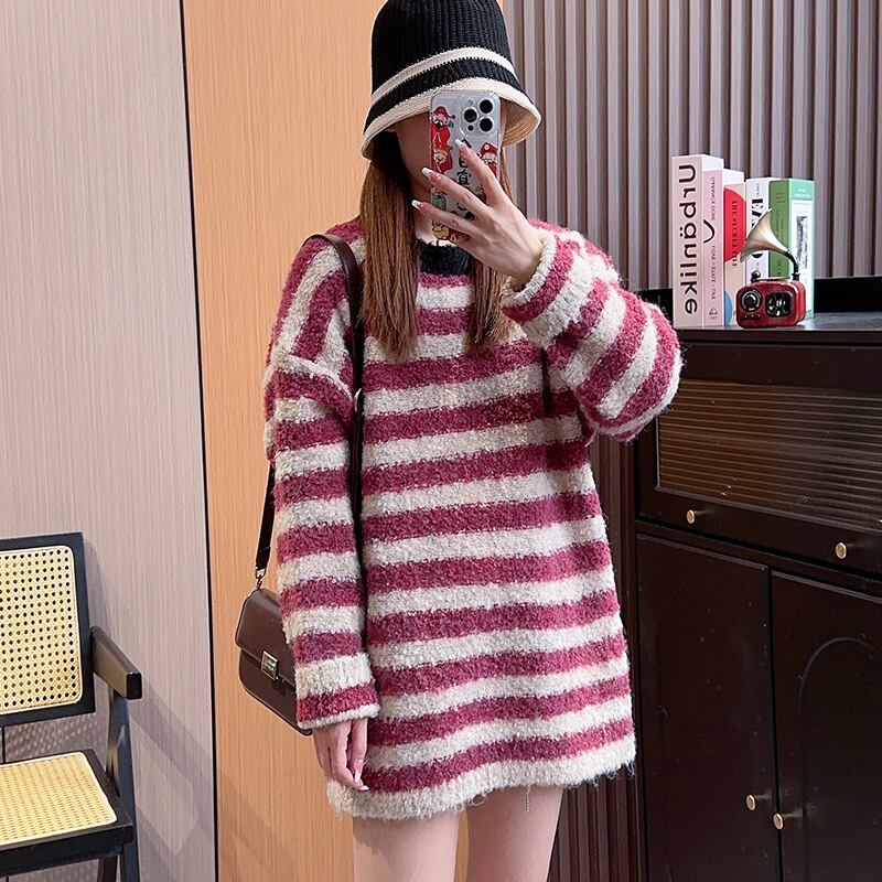 【tops】ボーダー柄ニットセーター　M18512