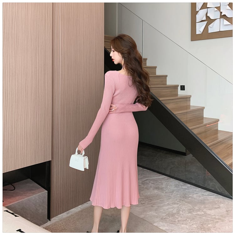 【dress】細身効果抜群♪エレガントニットワンピース　M17583