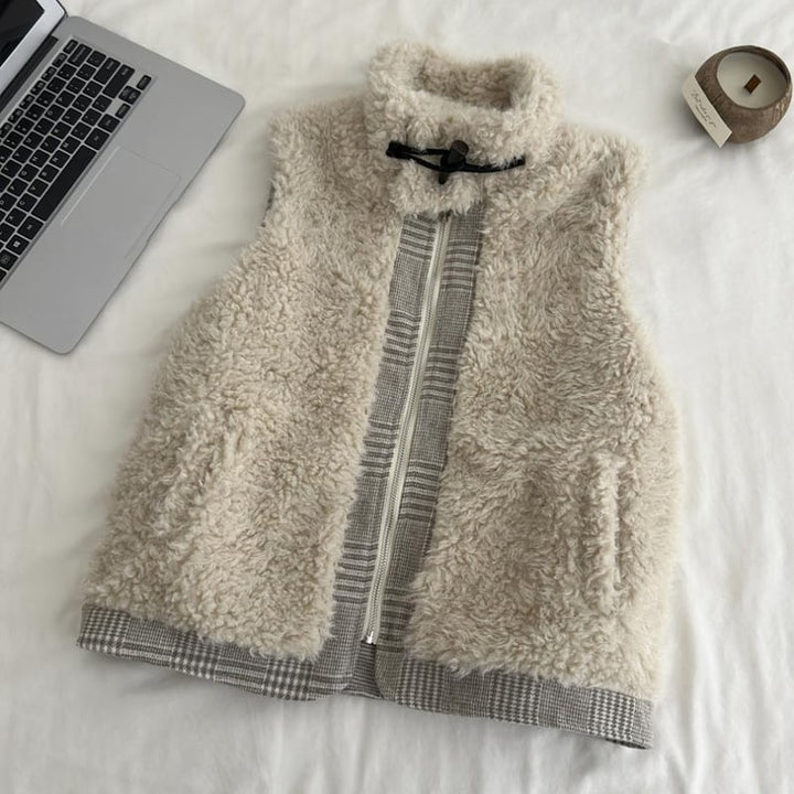 【outer】2wayファードッキングベスト Q7796