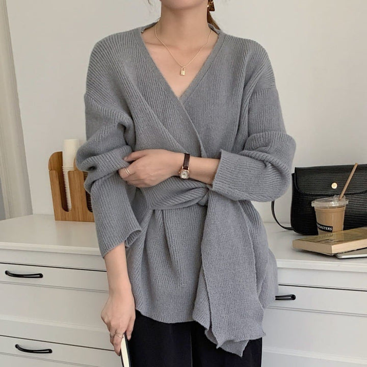 【tops】Vネックニットセーター　M27027