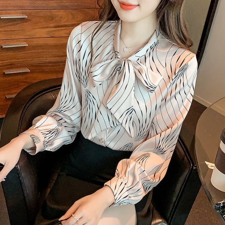 【tops】プリントシャツトップス　M18304