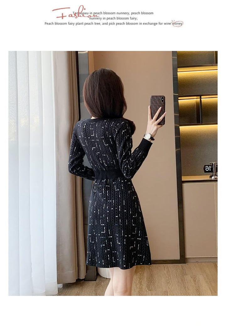 【dress】ボタンデザインニットワンピース　M18257