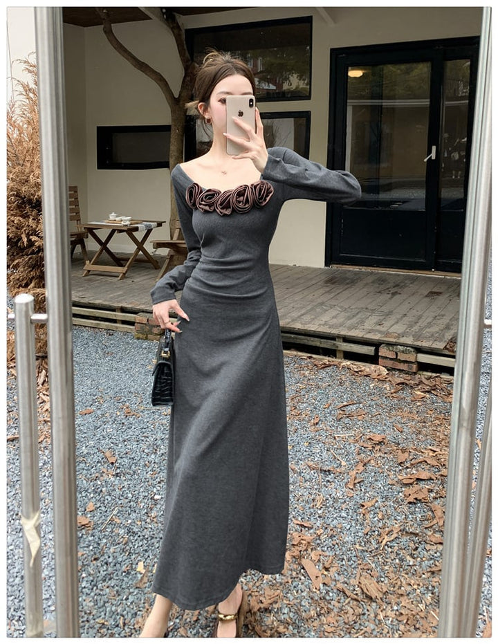 【dress】立体フラワーニットワンピース　M26416