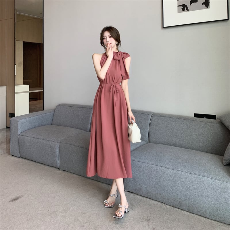 【dress】話題沸騰中 オシャレノースリーブワンピース　M17103