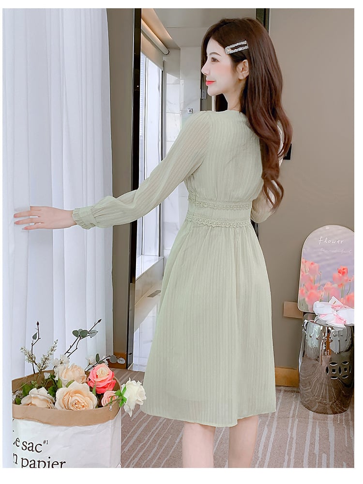 【dress】気質満点大人可愛いスウィートデートワンピース　M17644