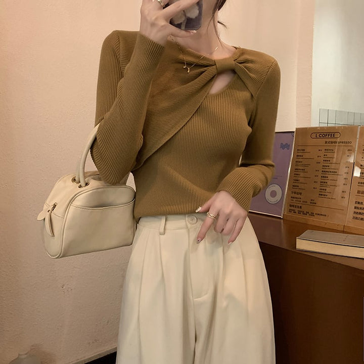 【tops】カットワークニットトップス　M25410